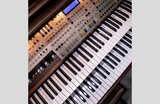 Orla GT9000 Organ, Used - All Inclusive Top Grade Package (SN:07070815) - Image 7